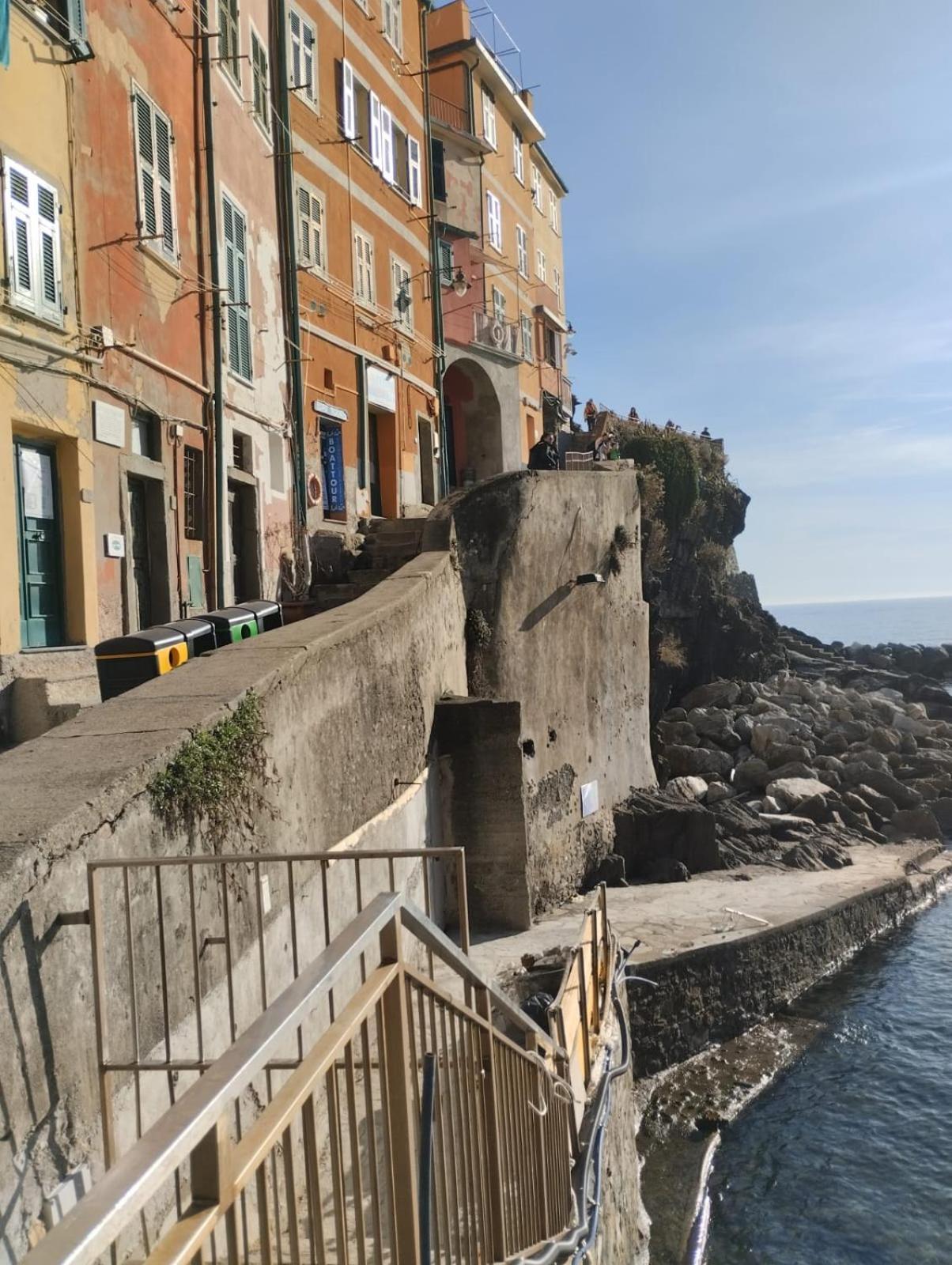 Casa Vacanze Andrea La Tua Base Per Visitare Il Mare Delle Cinque Terre